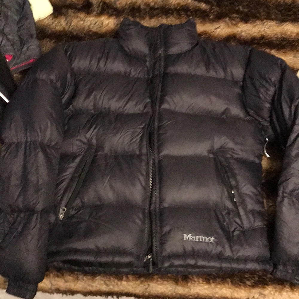 Marmot women’s black down jacket 900 fill, medium
